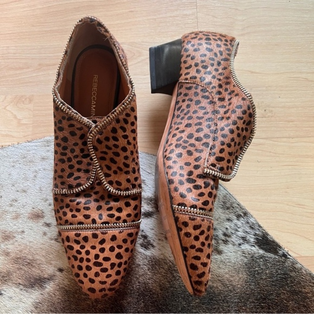 REBECCA MINKOFF Cheetah Print Pony Hair Zipper Trim Cap‎ Toe Loafers Size 8